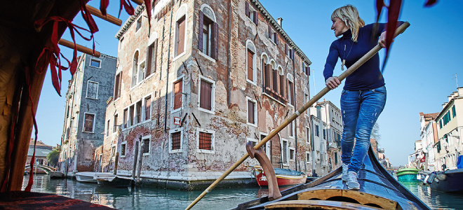 venetian rowing lesson guided tour